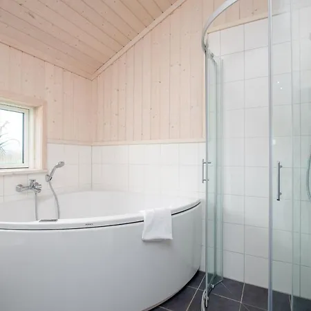 2 Sea C 73 Großenbrode